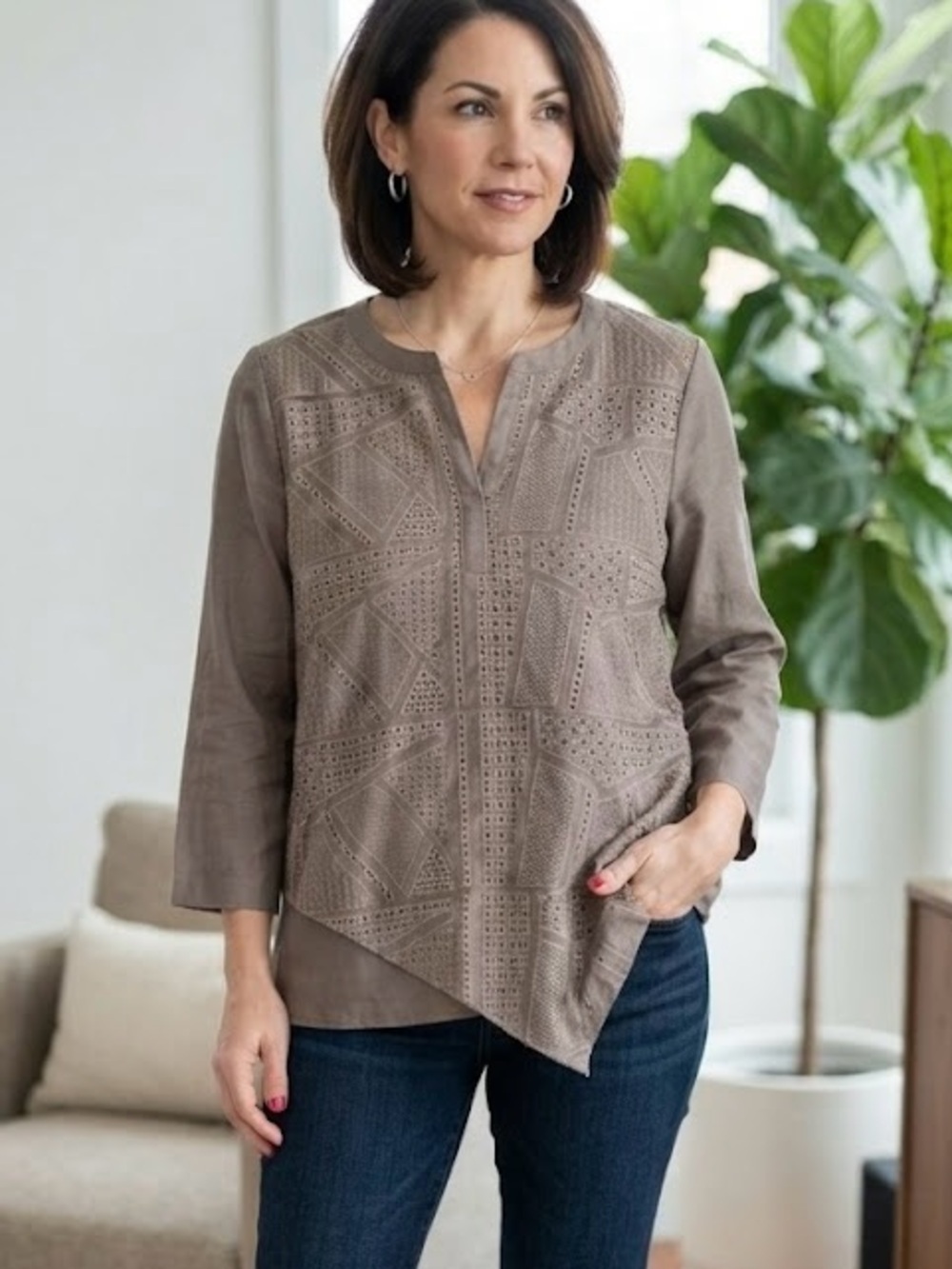 Chico's Taupe Eyelet Detail Asymmetrical Blouse Top Boho Lagenlook Earthy Chic
